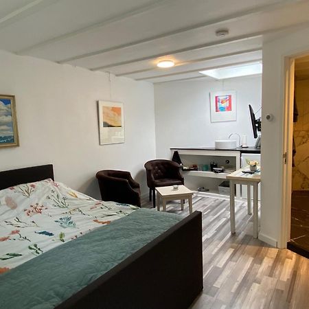 Studio Bergen Luaran gambar
